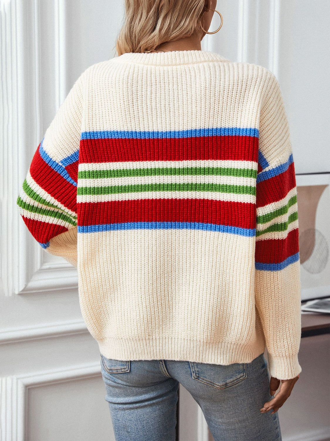 Contrast Stripes Round Neck Long Sleeve Sweater
