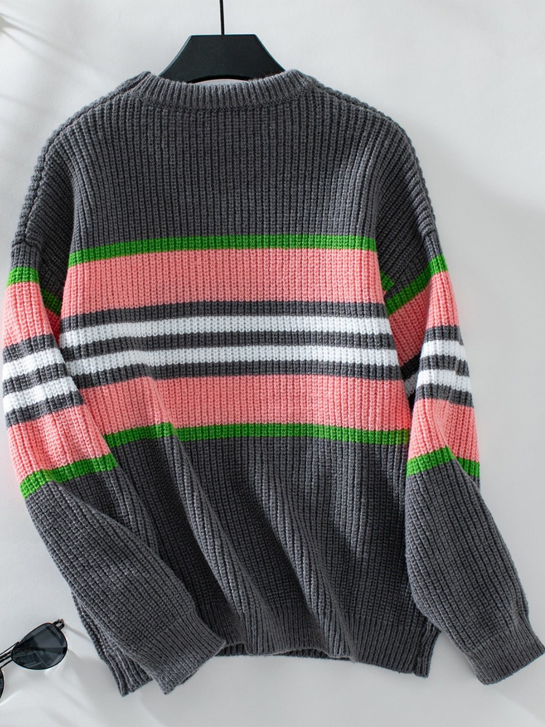 Contrast Stripes Round Neck Long Sleeve Sweater
